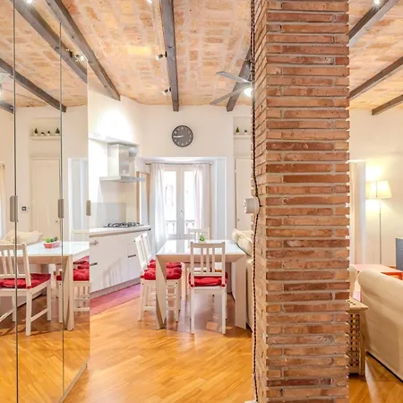 Charme E Stile A Via Foscolo Apartment *