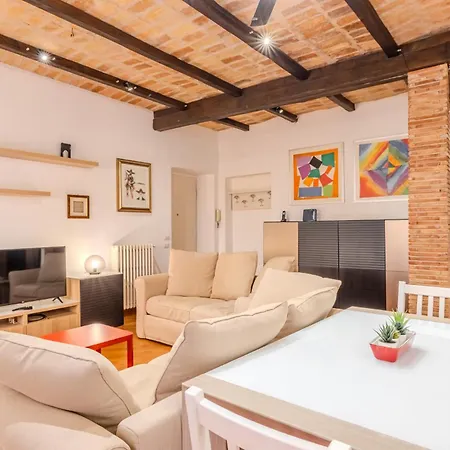 Apartment Charme E Stile A Via Foscolo