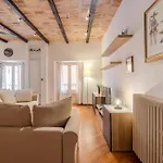 Charme E Stile A Via Foscolo Appartamento Roma