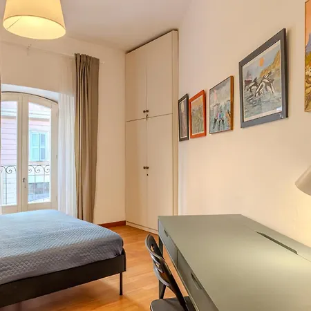 Lägenhet Charme E Stile A Via Foscolo *